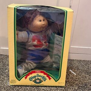 Vintage Cabbage Patch Kids Doll Boy with Brown Hair-1984